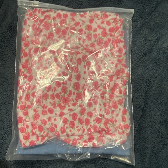 New in bag. Puff Sleeve denim top and floral cami dress. Size 9/10 - Picture 3 of 3